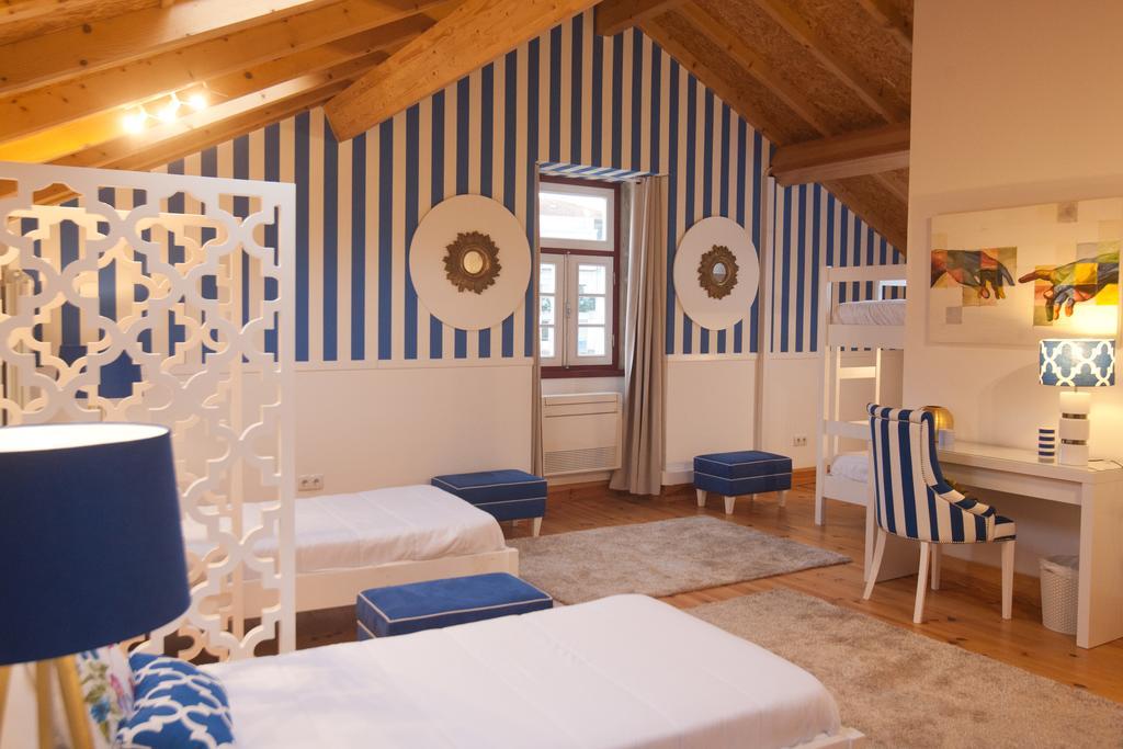 Five Senses Hostel Коимбра Экстерьер фото